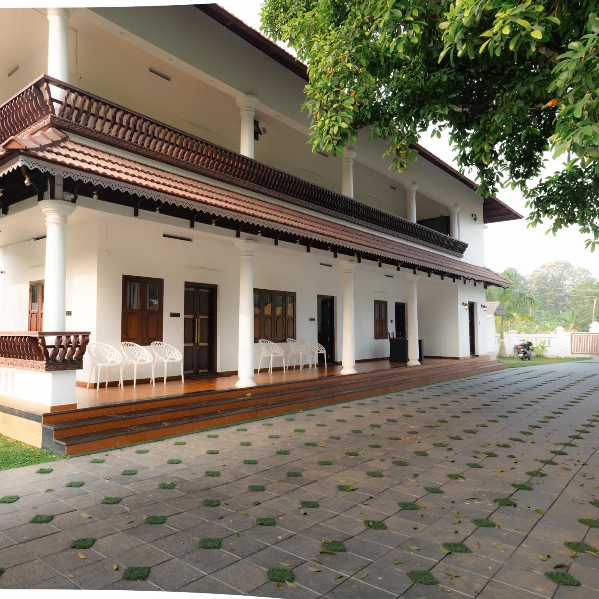 Tamarind Heritage Holiday Home Angamali Eksteriør bilde
